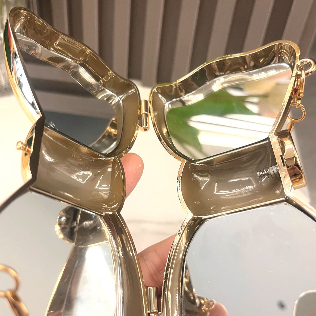 Golden Evening bag  Purses and - Luxury Bags Design recension och pris