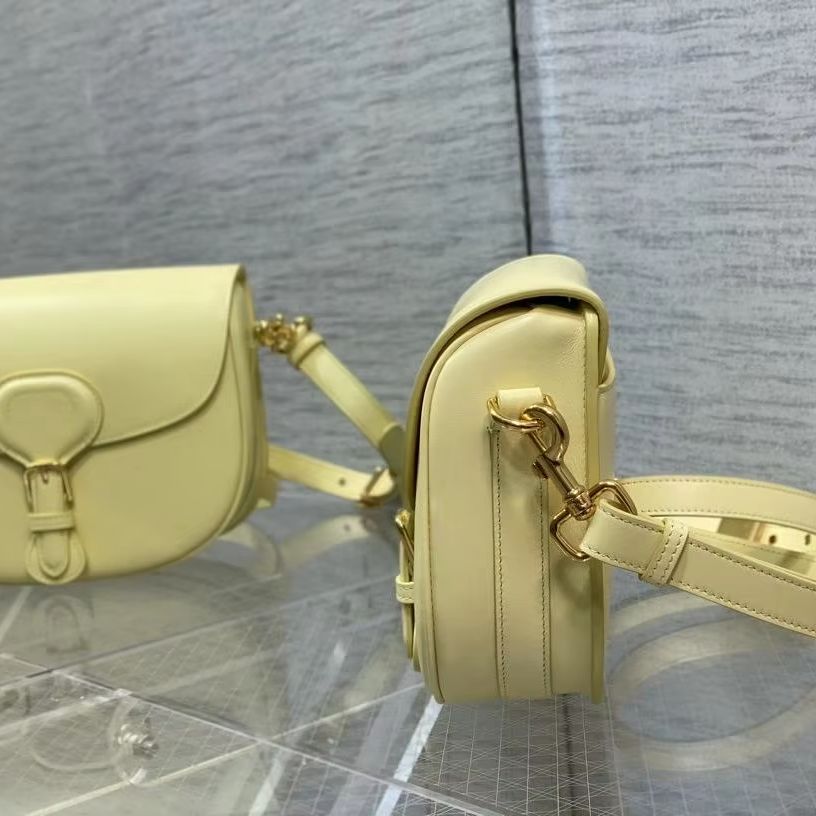 Butter Yellow Smooth Leather S - Luxury Bags Yellow recension och pris