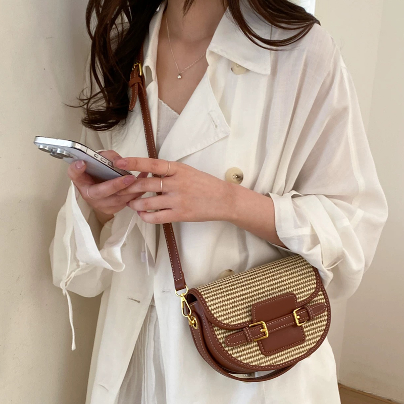 England Style Mini Straw Saddl - Luxury Bags Design recension och pris